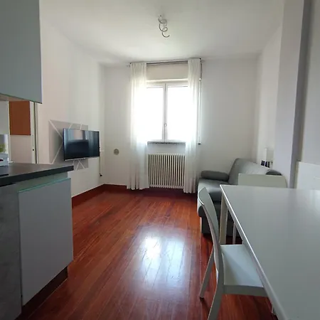 A Casa Di A * 米兰